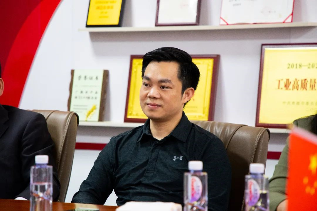 13e766e3c9536ae96d127e9f55f67da9.jpg 13e766e3c9536ae96d127e9f55f67da9.jpg