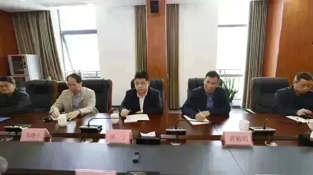 99aa08dfdd7f9861f82a5b8302201607.jpg 99aa08dfdd7f9861f82a5b8302201607.jpg