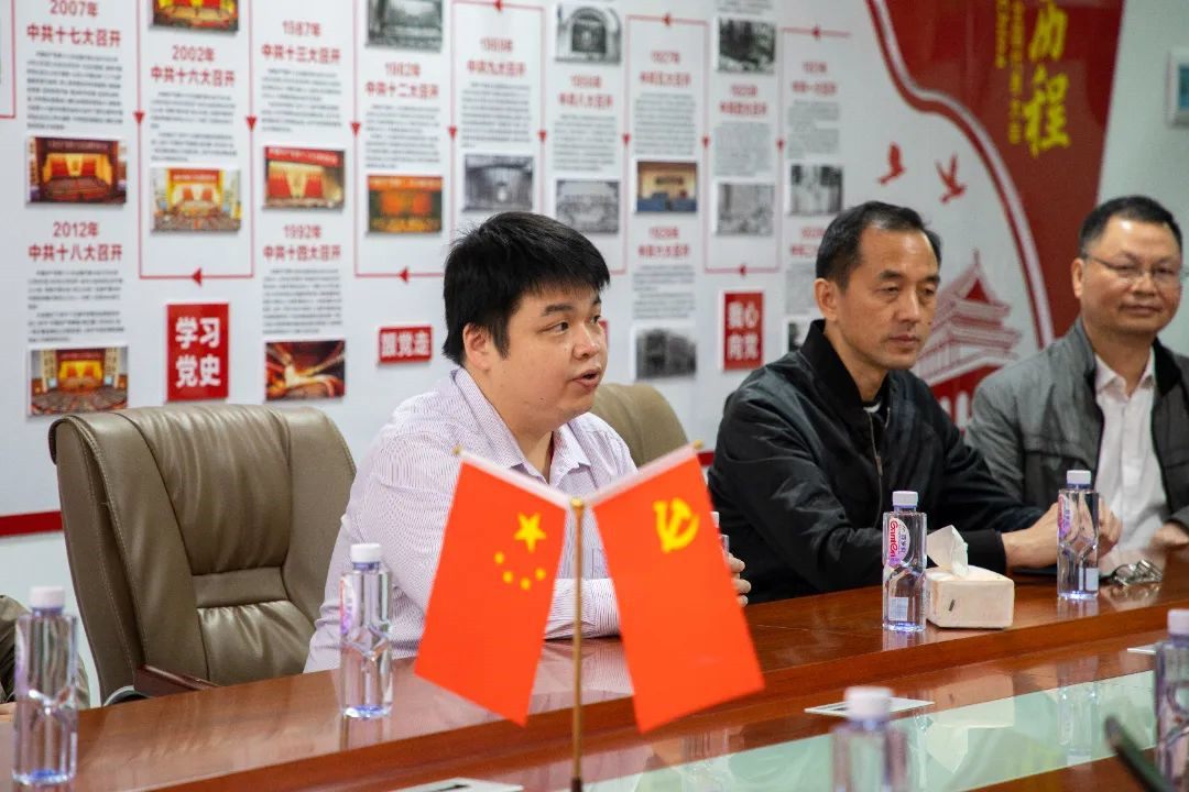 23bdff27c287f3da3a085bda11c6377b.jpg 23bdff27c287f3da3a085bda11c6377b.jpg